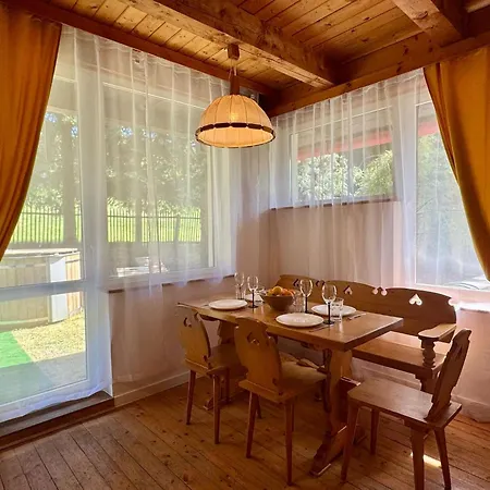 Biała Oaza Dom wakacyjny *